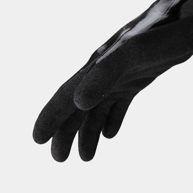 Side view of Helix 3027 cut-resistant gloves showcasing where the seamless knit meets the coating.